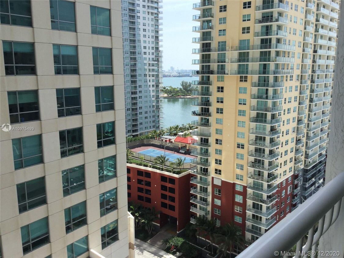 Foto principal - 1200 Brickell Bay Dr