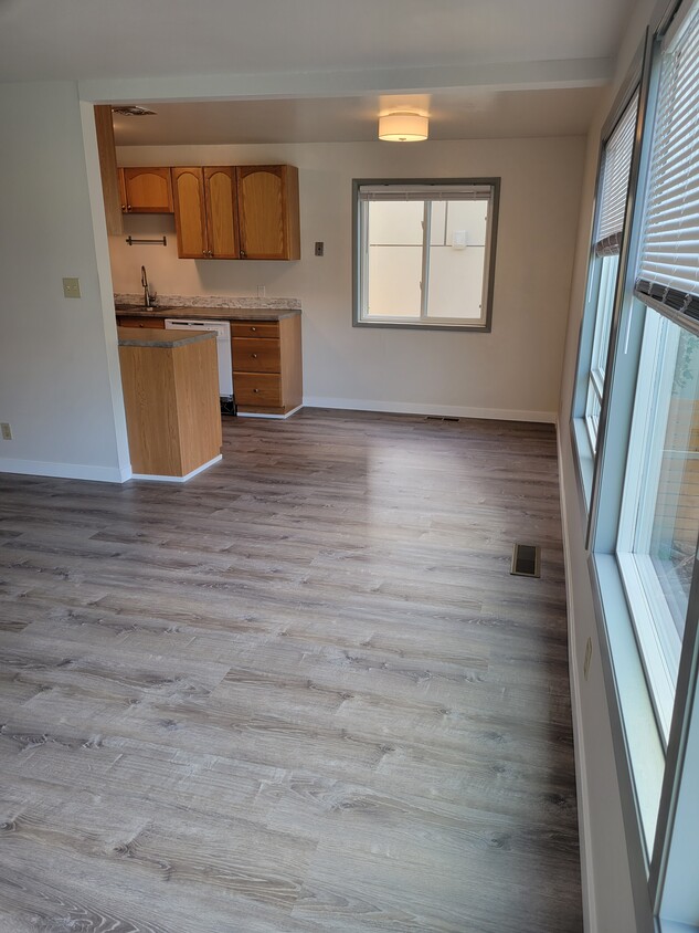 Living Room - 5039 38th Ave SW