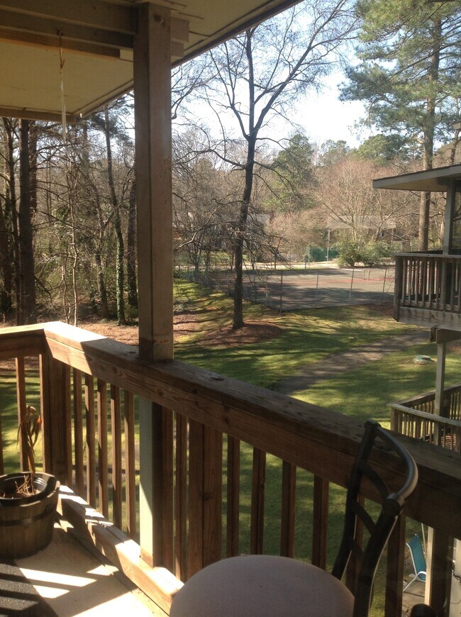 Building Photo - 542 Pine Ridge Pl