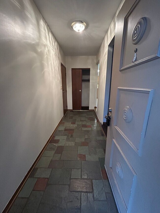 Foto del edificio - 3 Bedroom 2 Bath Ranch Style Home in Forest Park