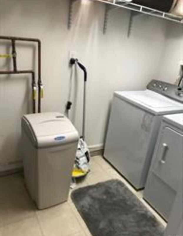 Foto del edificio - 8482 Putnam Ct