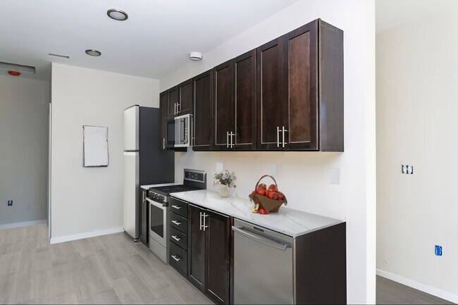 Foto del edificio - 5610 Bucknell Rd