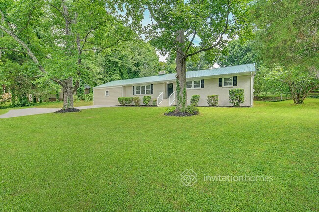 Building Photo - 3309 Linwood Rd