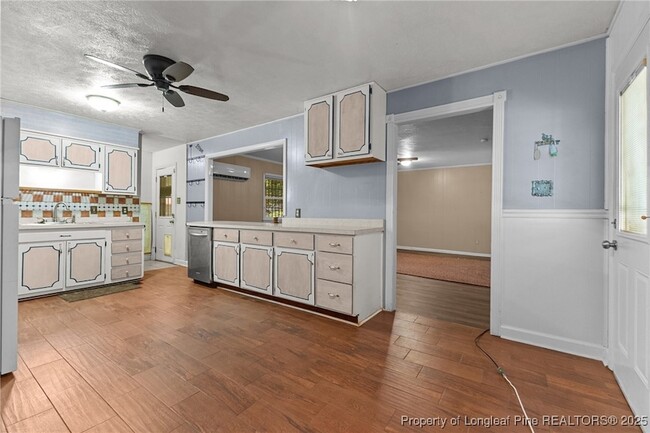 Building Photo - 6513 Schaffer Pl