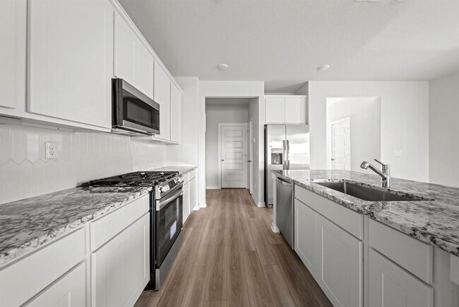 Foto del edificio - 8425 Sweet Cherry Ln