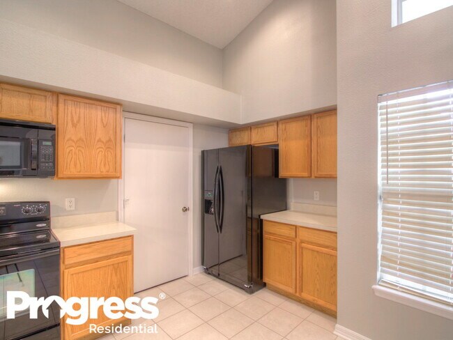 Building Photo - 1043 Woodsong Way