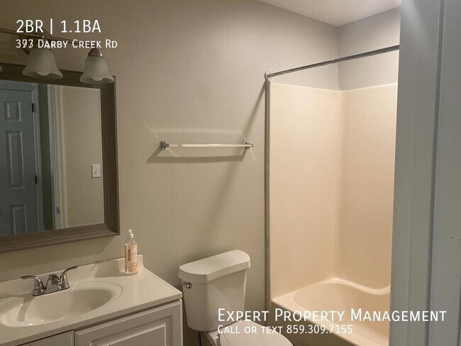 Foto del edificio - 377 Darby Creek Rd