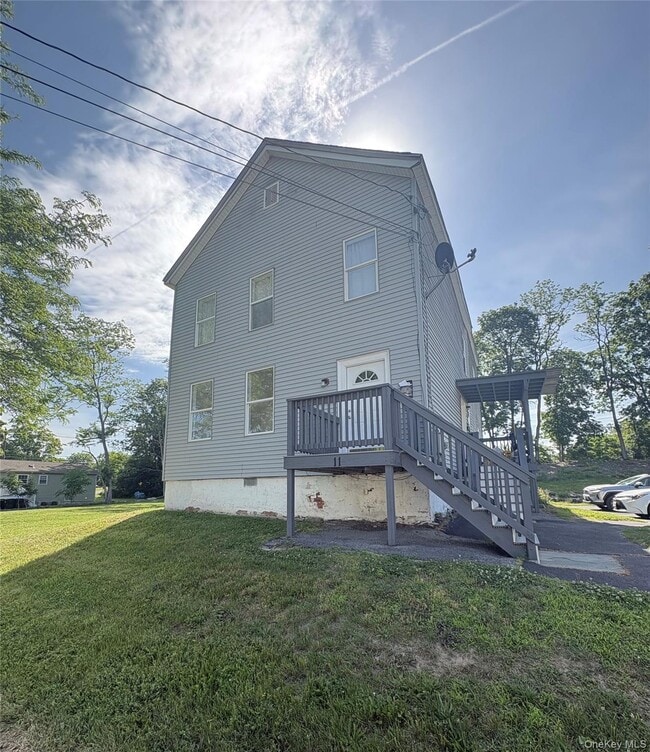 Building Photo - 11 Fallkill Ave