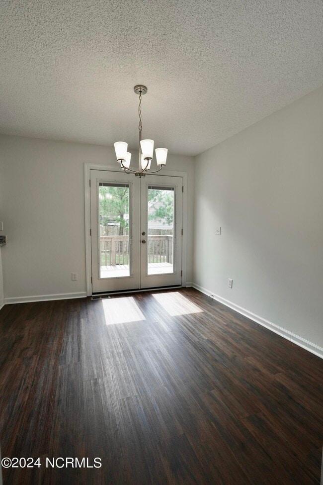 Building Photo - 800 Pittsboro St