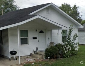Building Photo - 901 W Fackney St