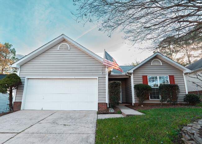 Foto del edificio - 7401 Starvalley Dr