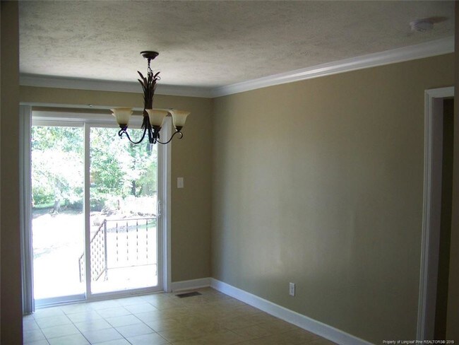 Building Photo - 309 Milburn Dr