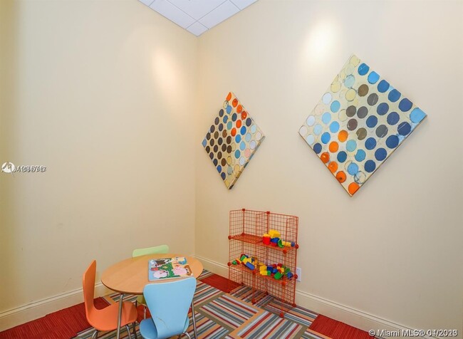 Building Photo - 4001 S Ocean Dr  PH8 Hollywood Fl 33019