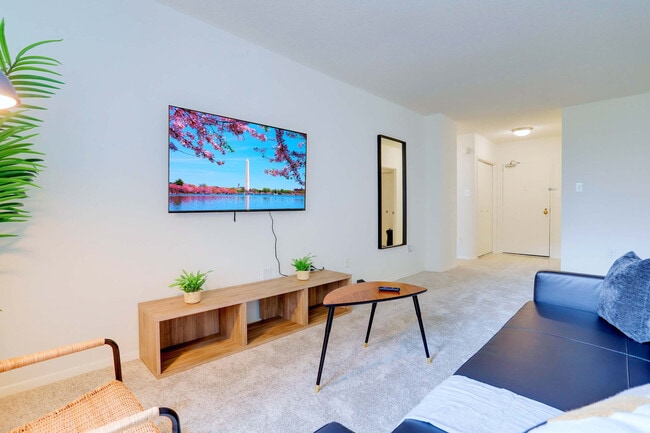 Foto del edificio - 1600 S Eads St