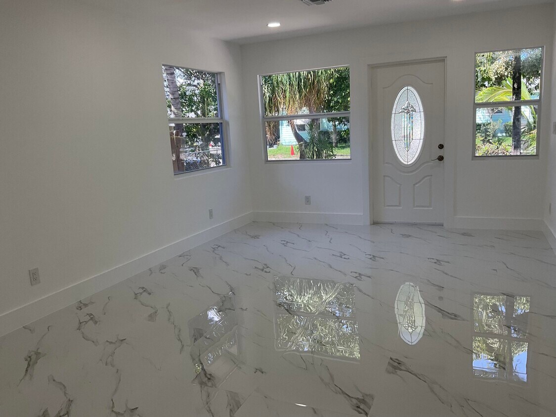 Foto principal - 700 Tallapoosa St