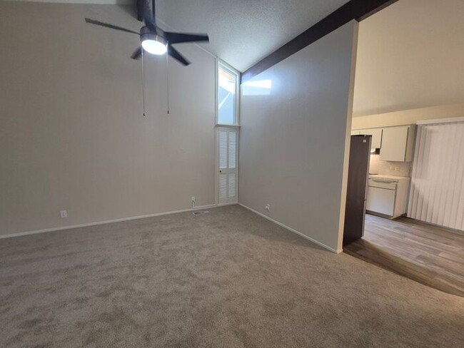 Foto del edificio - $500 Off 1st Month Lease Signing Bonus! Fa...