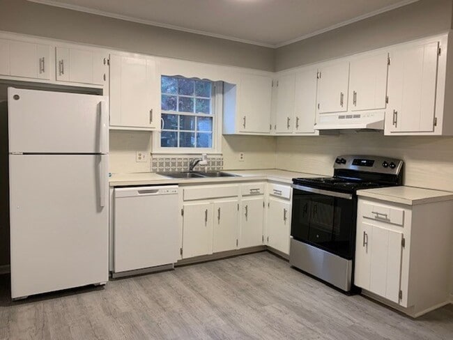 Photo - 920 Apartment