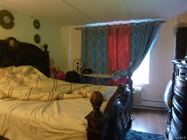 Building Photo - 35 Park Ave