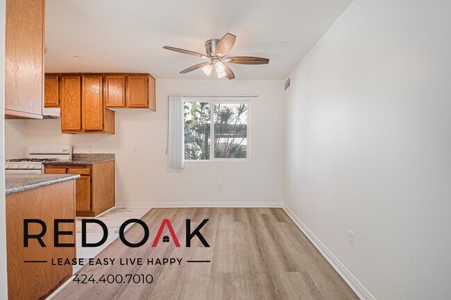 Foto del edificio - 326 S Westlake Ave