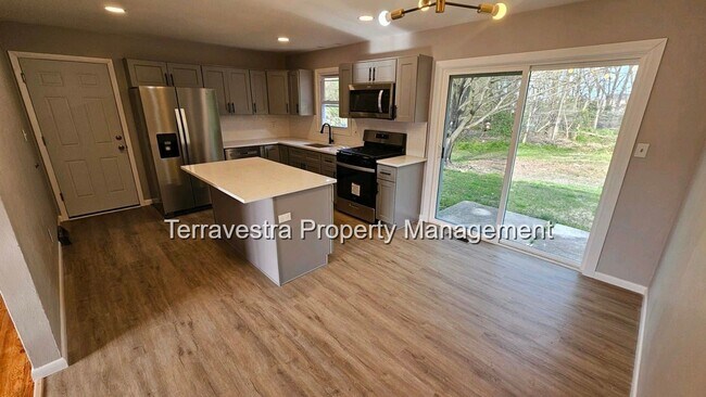 Foto del edificio - Rare Vineland 3 Bedroom Home. Eligible for...