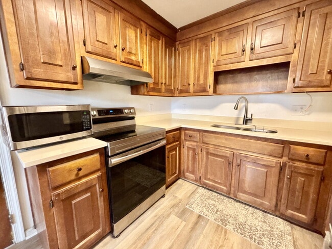 Photo - Cozy Brick Ranch in Norfolk! Apartment