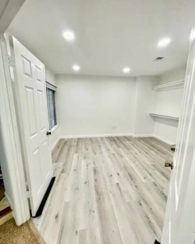 Foto del edificio - 2828 Hillcrest Ave