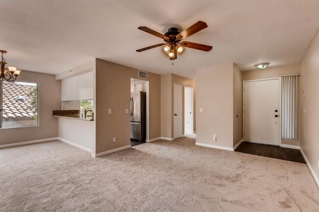 Building Photo - AVAILABLE NOW FOR PRE-PLEASING! 2 BEDROOM ...