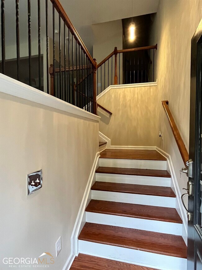 Building Photo - 841 Ivy Vine Pl