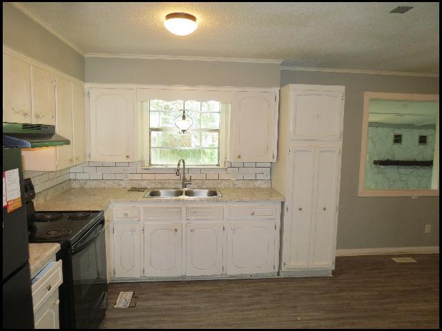 Foto del edificio - 1020 Towering Oaks Dr