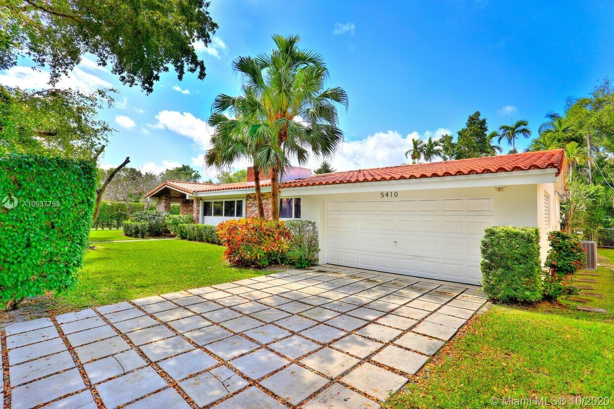 5410 Alhambra Cir, Coral Gables, FL 33146 House for Rent in Coral