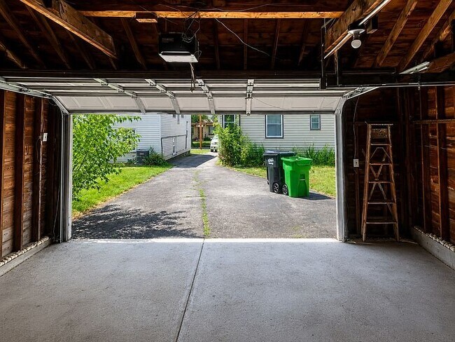 Foto del edificio - 4357 Ingleside Rd