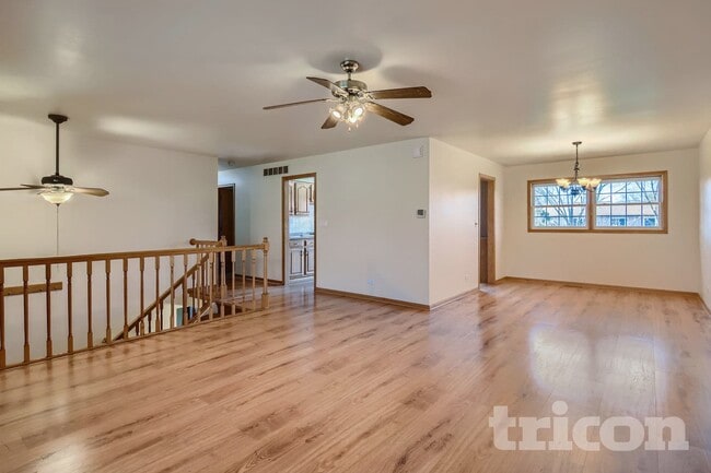 Building Photo - 1045 Brush Hill Ln