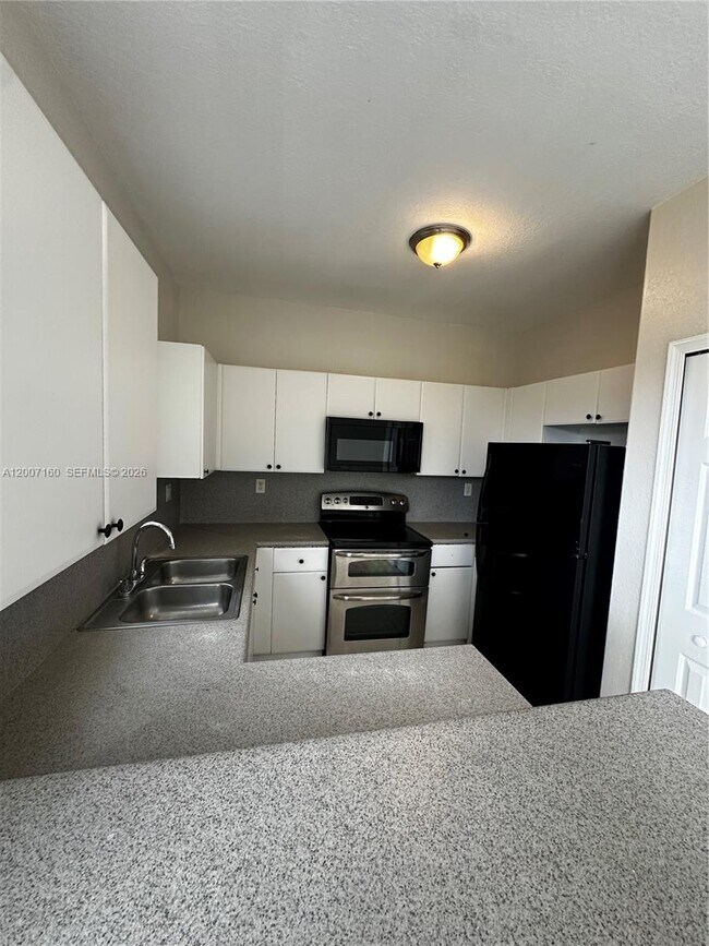 Foto del edificio - 2812 SE 16th Ave