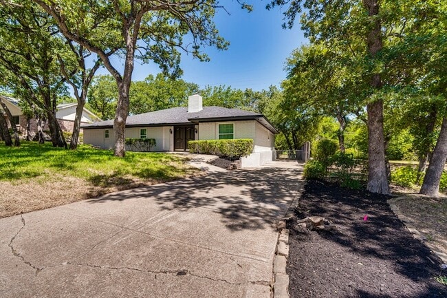 Photo - 3403 Sheffield Dr House