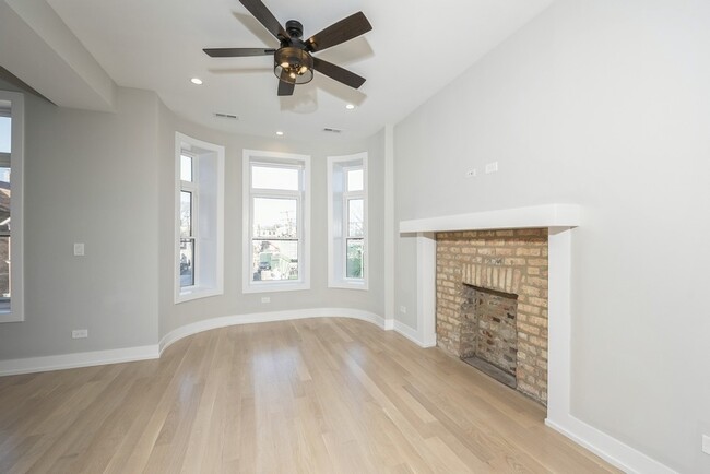 Foto del edificio - 1541 N Washtenaw Ave