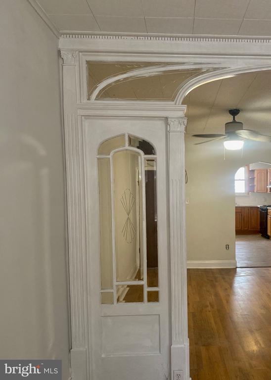 Building Photo - 2418 S Warnock St