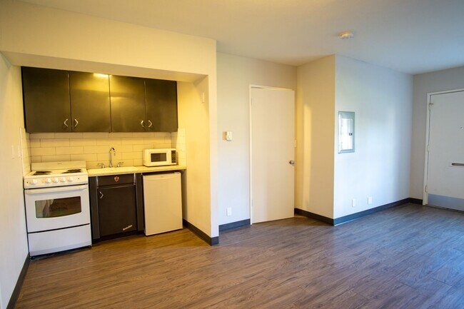 Foto del edificio - 3717 S Corbett Ave