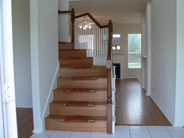 Building Photo - 3913 Rushden Ct