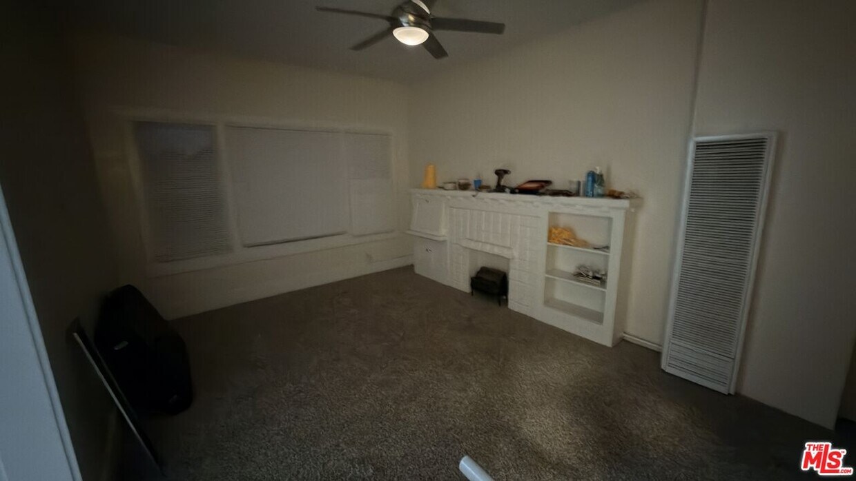 Foto del edificio - 1510 E Broadway