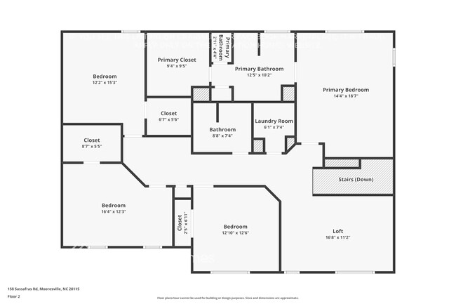 Foto del edificio - 158 Sassafras Rd