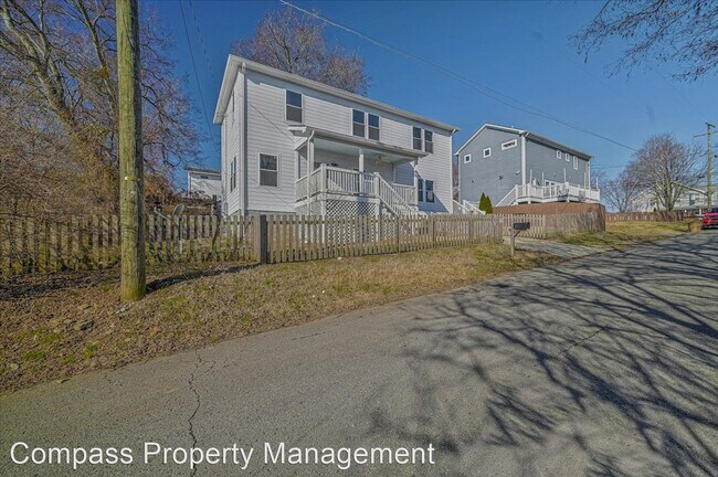 Building Photo - 3 br, 2.5 bath House - 3109 Anderson Place