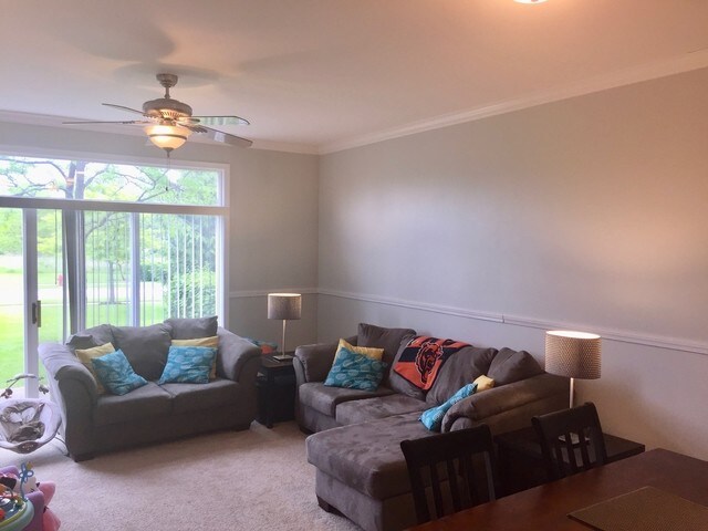 Foto del edificio - 3182 Falling Waters Ln