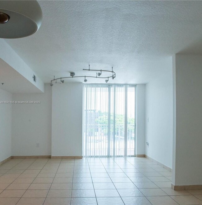 Foto del edificio - 1650 Coral Wy