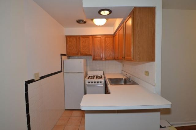 Foto del edificio - 663 W Grace St