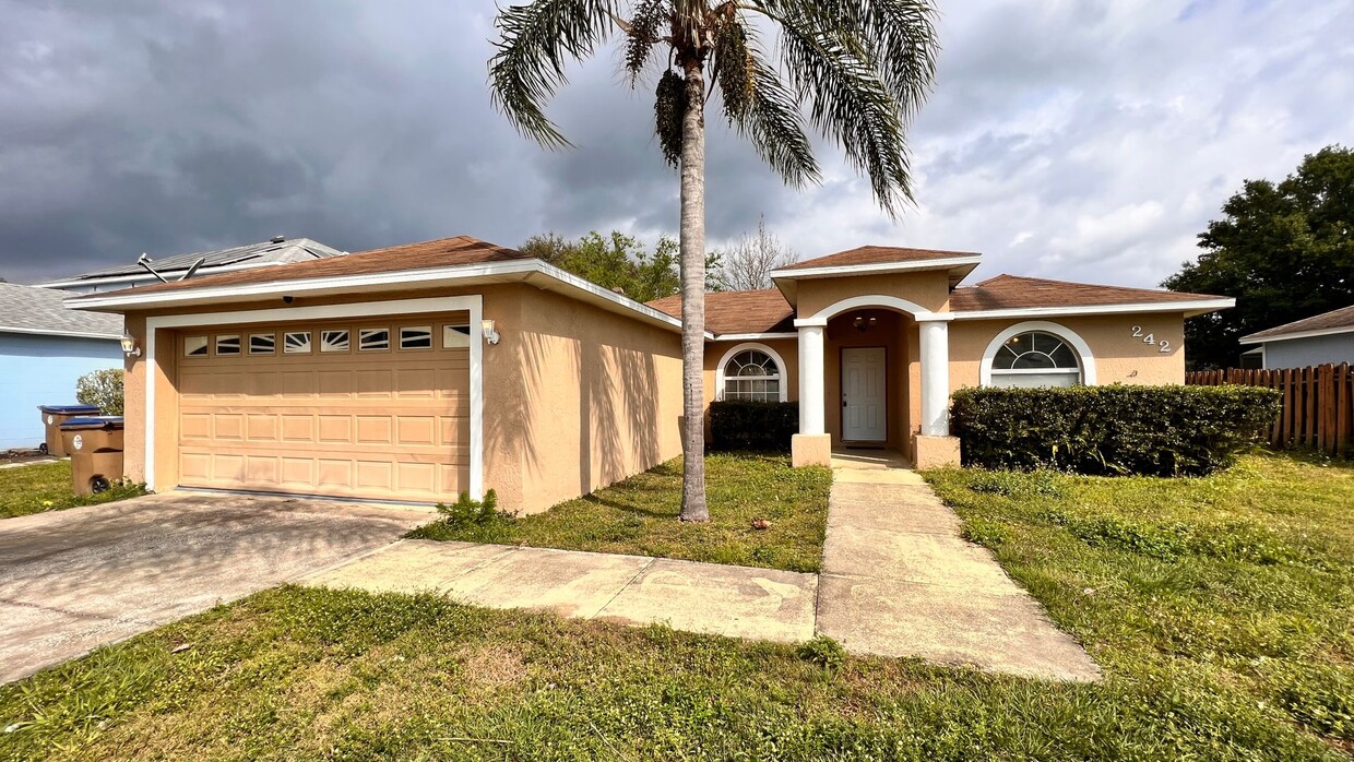 Primary Photo - BEAUTIFUL 3/2 Home in Kissimmee Available ...