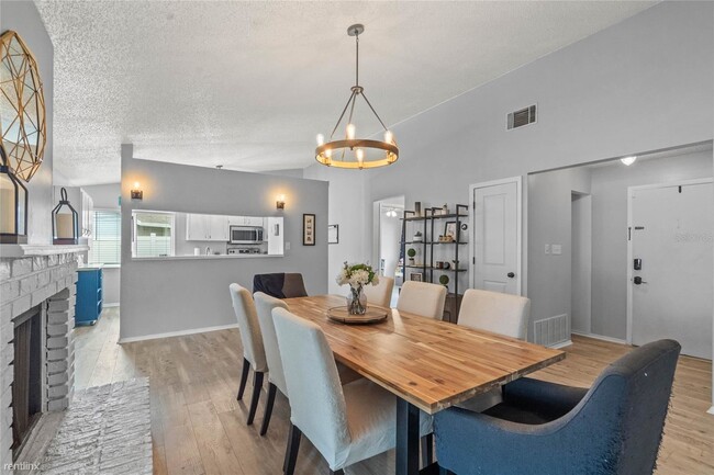 Building Photo - 3 br, 2 bath House - 138 i N Apollo Drive