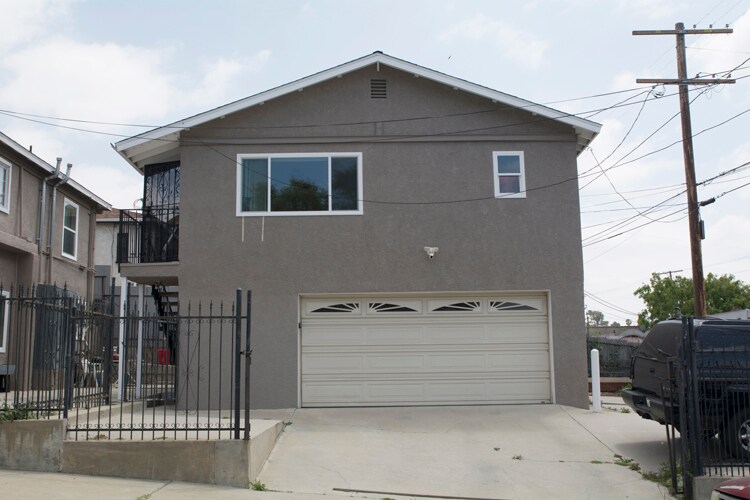 Primary Photo - 4600 Catalpa St