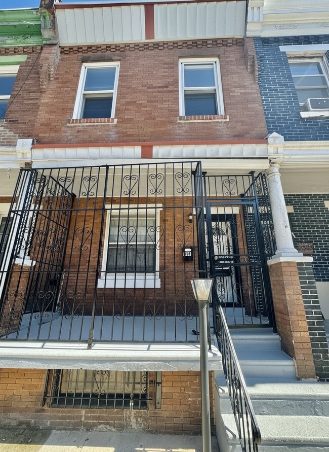 Photo - 3035 N Stillman St Townhome