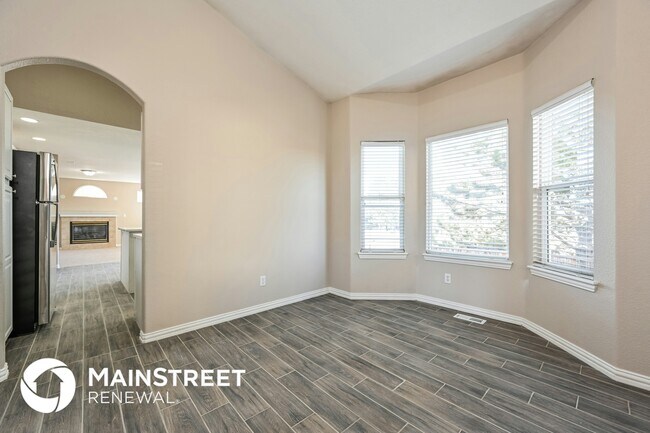 Building Photo - 2911 S Tower Way