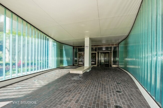 Building Photo - 2800 N Lake Shore Dr